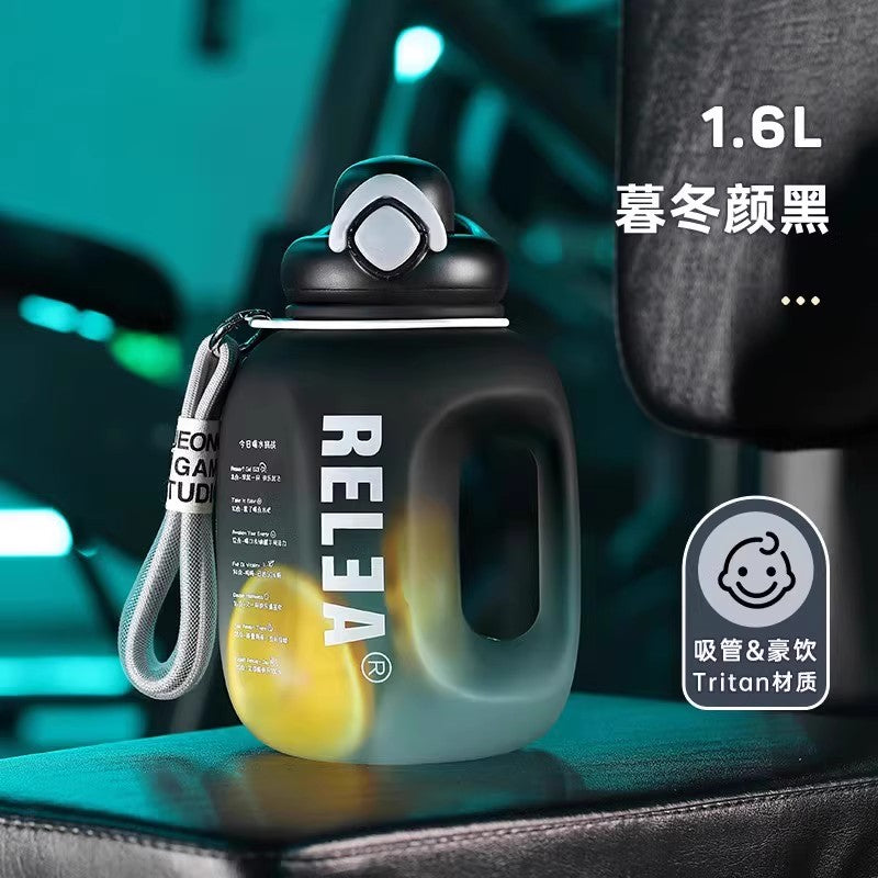 【自营】中国物生物 曼彩吨吨桶 暮冬颜黑 1600ml 大容量水杯运动水壶夏季健身吨桶耐高温顿顿桶吸管太空杯子