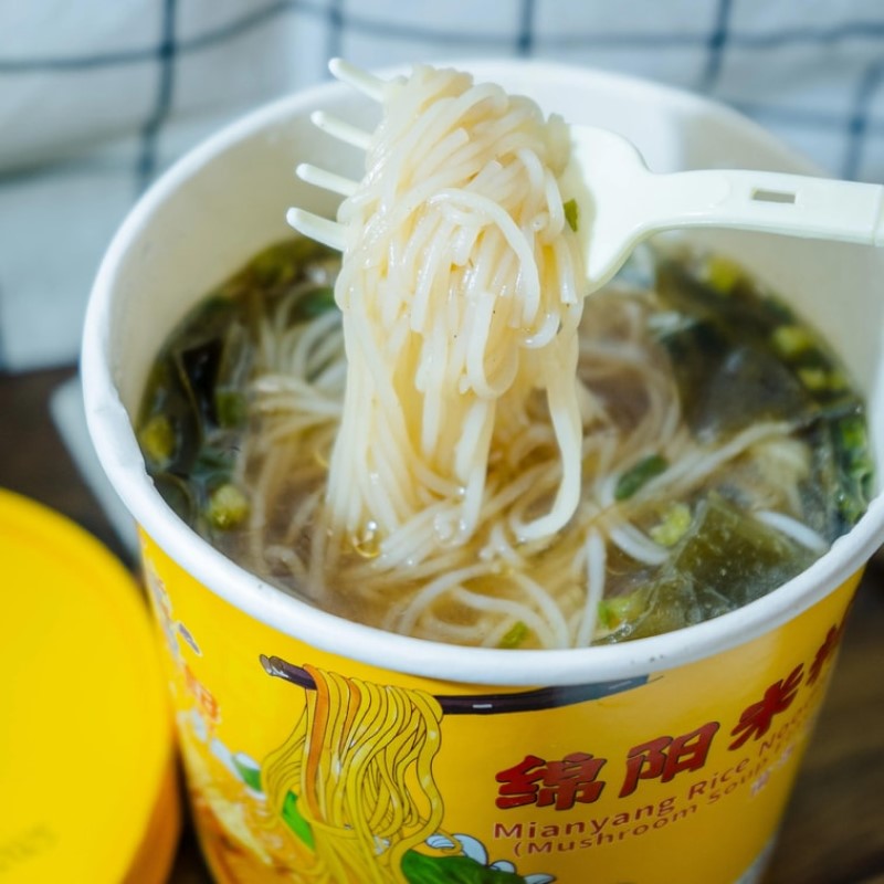 【自营】中国MALUJI麻六记 绵阳米粉 菌汤味 136g 出口版 冲泡即食 免煮冲泡速食米线 懒人速食即食方便非油炸米线网红小吃